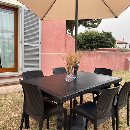 Casa Vacanze Le Due Torri ヴァダ エクステリア 写真