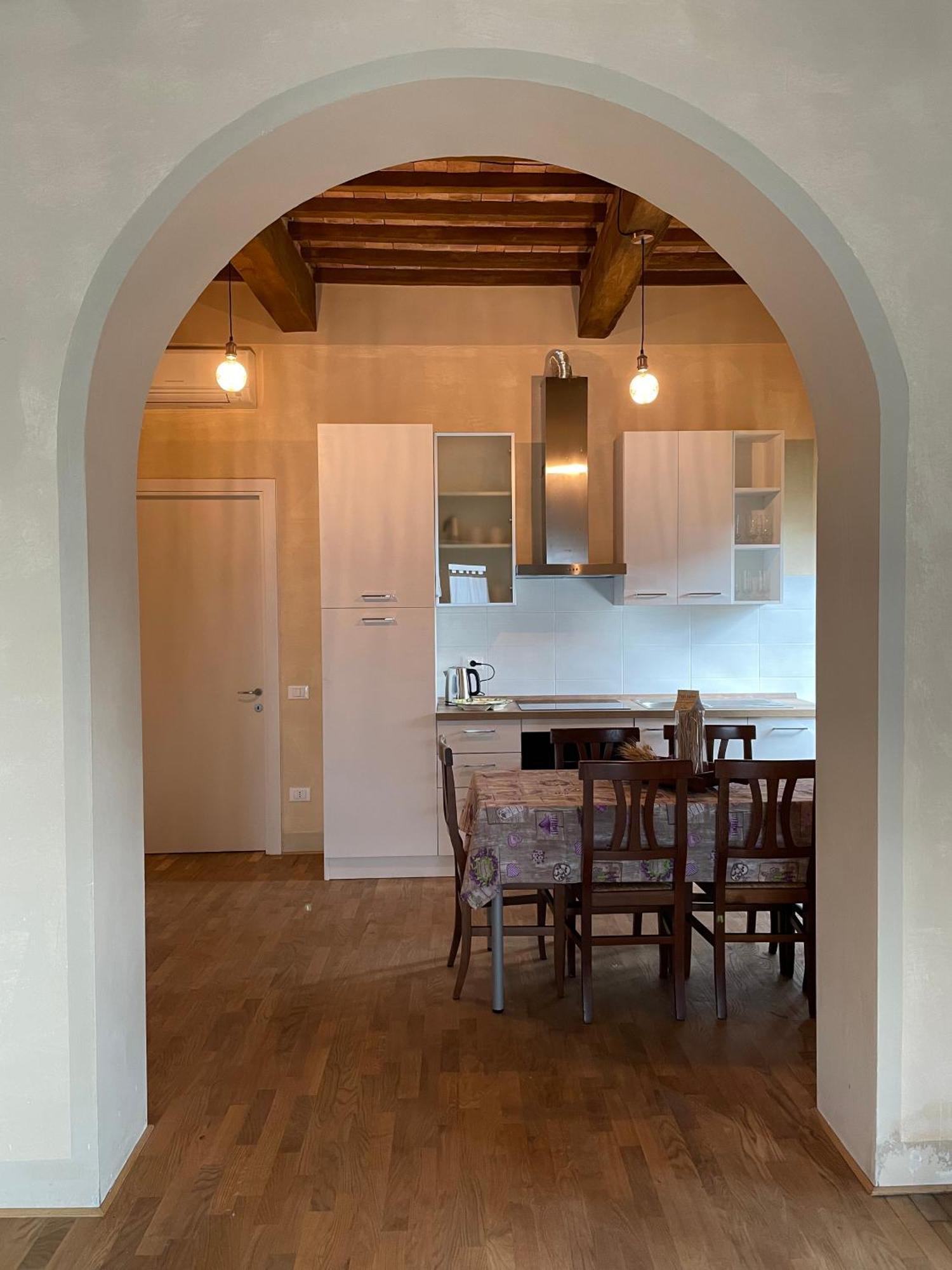 Casa Vacanze Le Due Torri ヴァダ エクステリア 写真