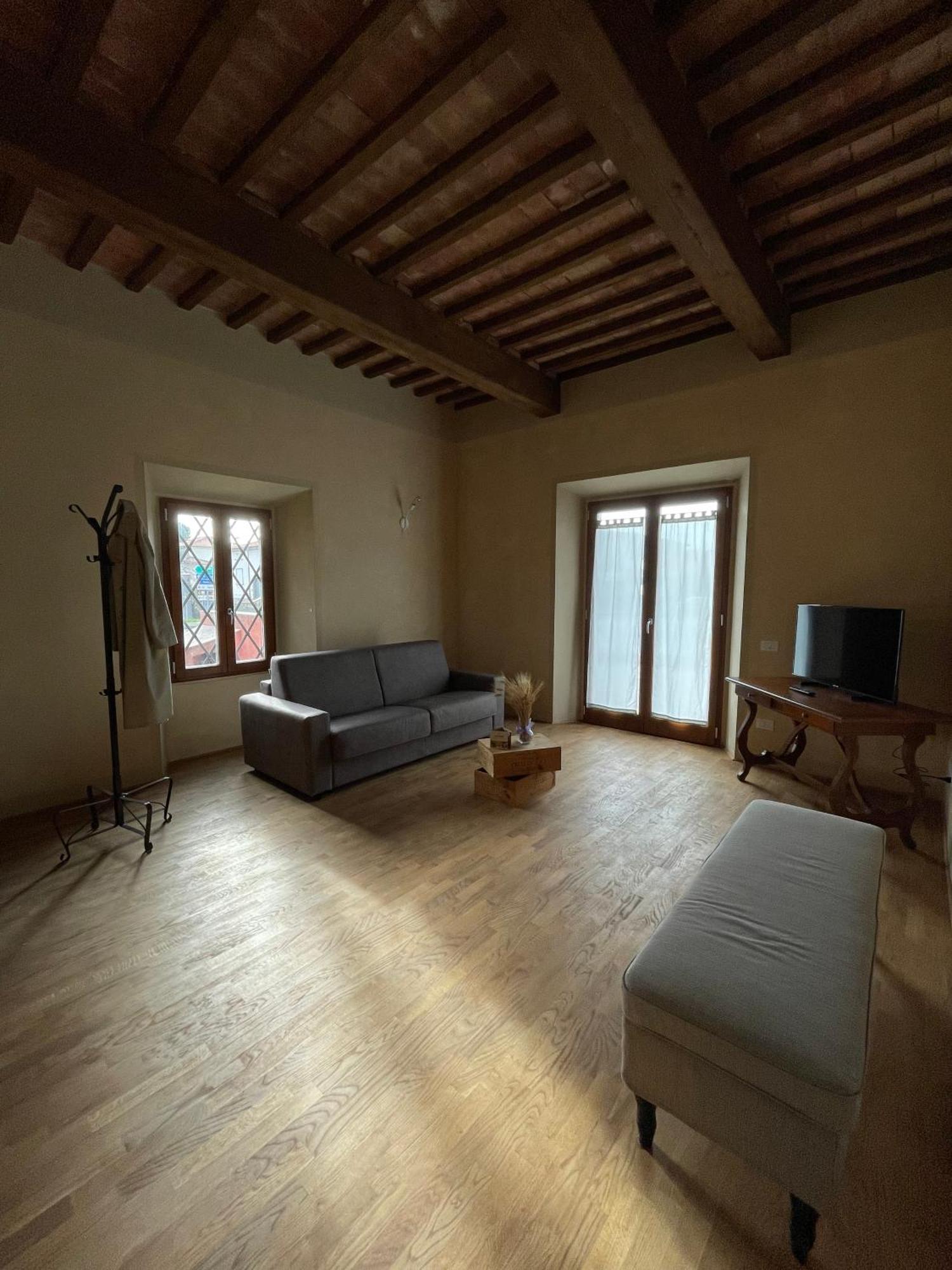Casa Vacanze Le Due Torri ヴァダ エクステリア 写真